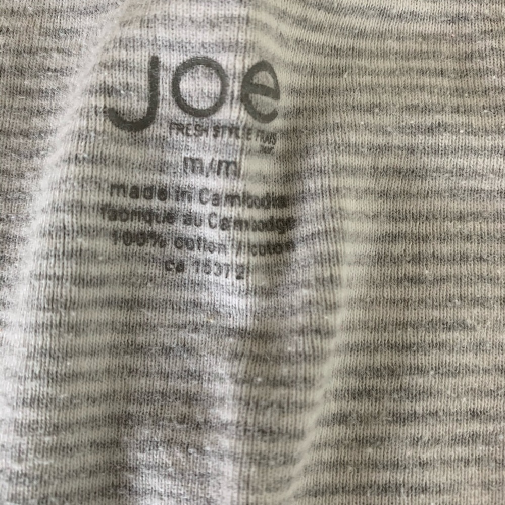 Joe Fresh Top - Picture 4 of 4